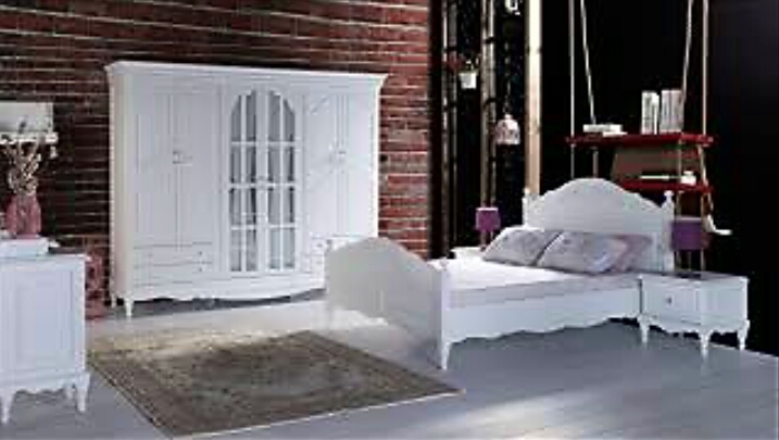 beyaz klasik yatak odası modeli